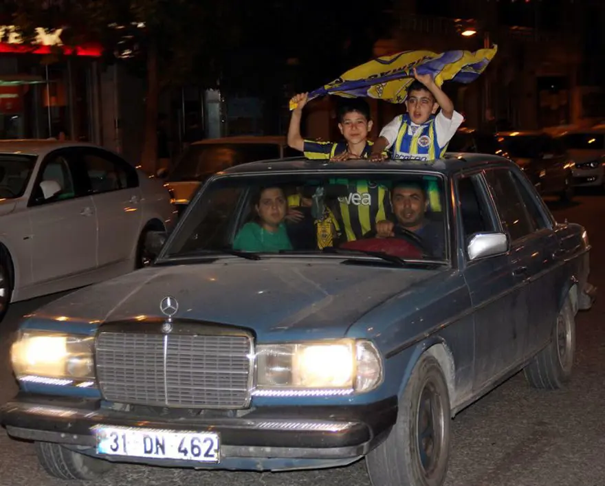 Türkiye sarı lacivert 13