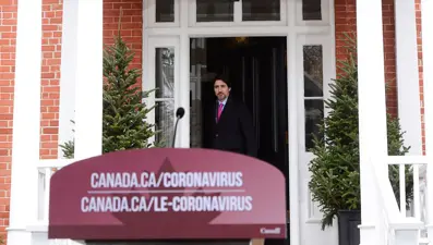 Kanada Başbakanı Trudeau evindeki karantinadan çıktı