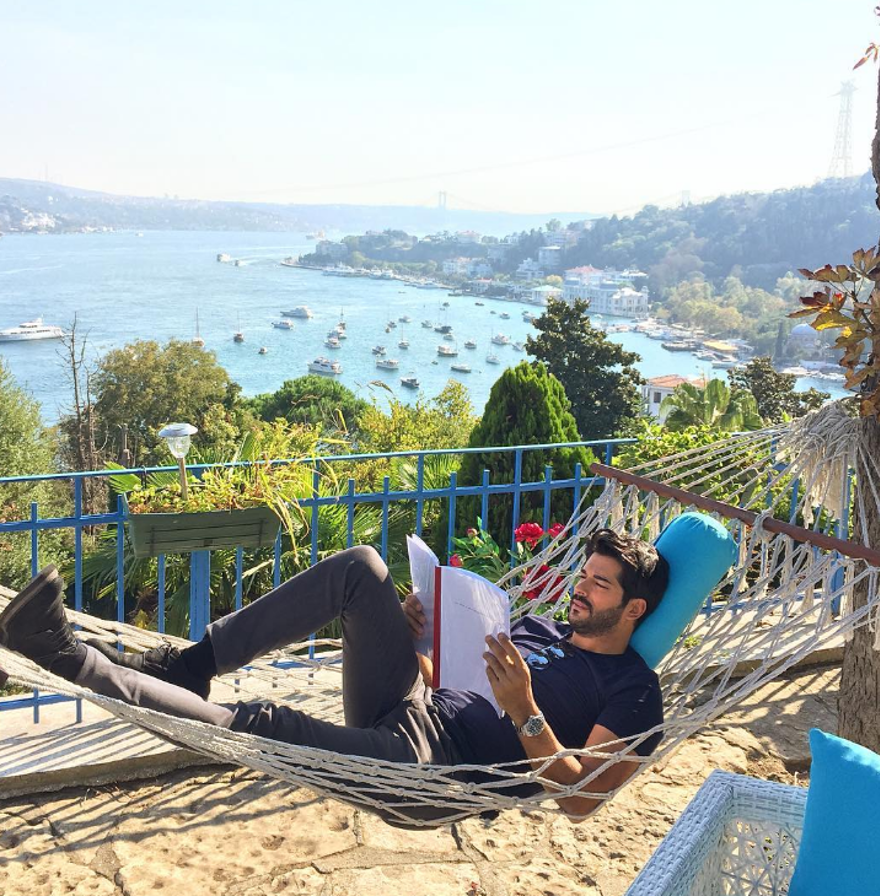 BURAK ÖZÇİVİT BURAK ÖZÇİVİT