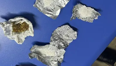 Cezaevi firarisi hükümlüler takside yakalandı