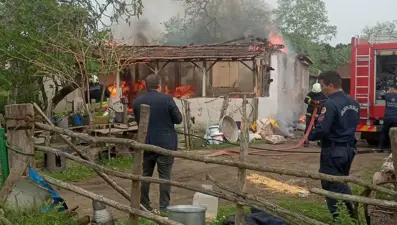 Elektrik kontağından yangın çıktı