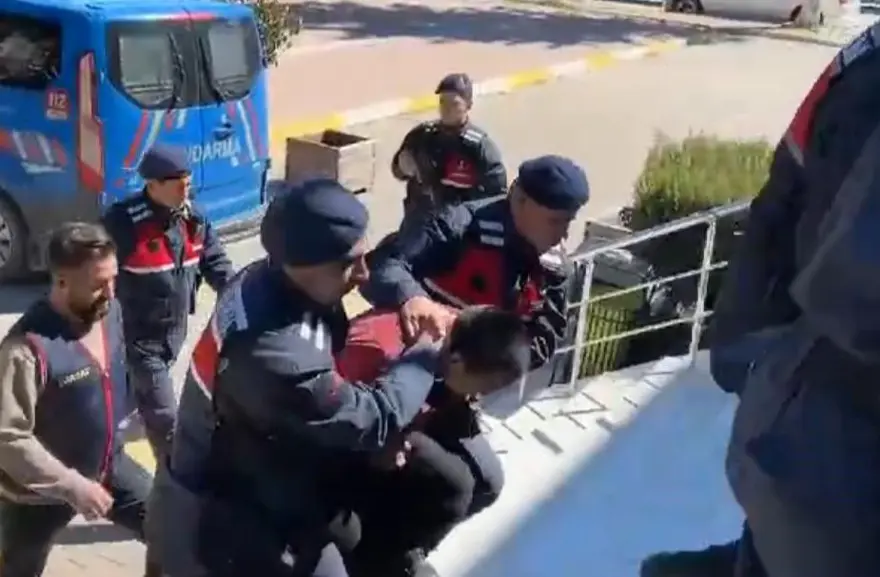 ADLİYEYE SEVK EDİLDİ 3 ADLİYEYE SEVK EDİLDİ 3