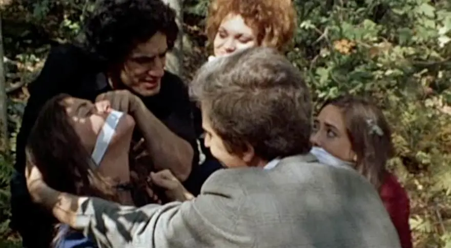 The Last House on the Left (1972) 14