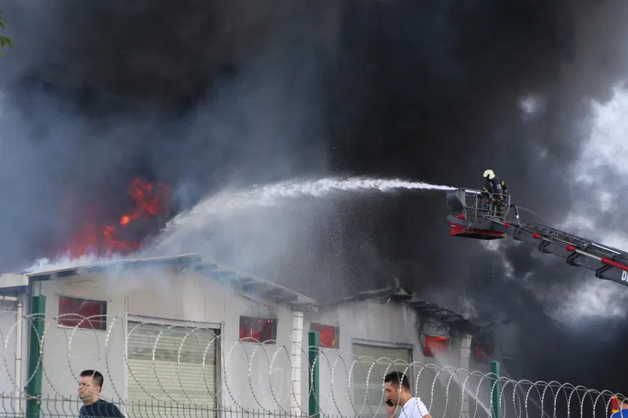 Denizli Emniyet Müdürlüğü'nün lojistik deposunda yangın 13