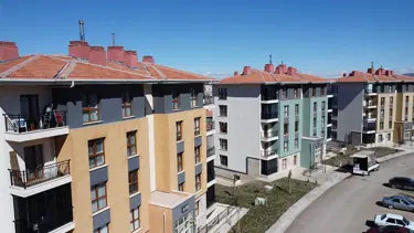 500 bin sosyal konut projesi: Ekim ayında tanıtım yapılması yıl sonuna kadar başvuruların alınması bekleniyor.