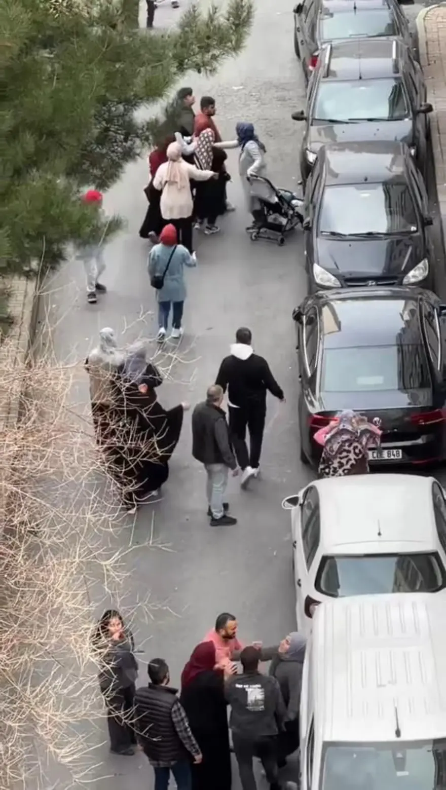 İstanbul’da “Bina kötü kokuyor” kavgası: 7 yaralı 