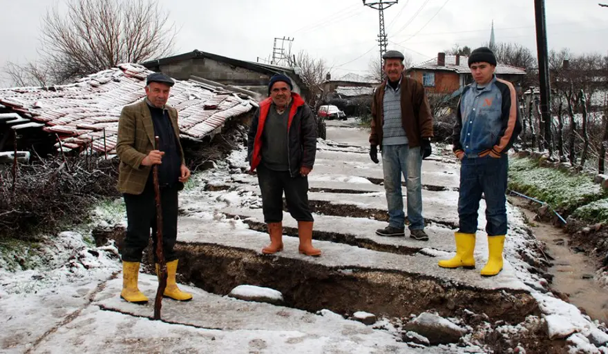 İstanbul'da kar yüzünü gösterdi 13