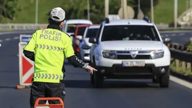 19 Mayıs dahil 4 günlük sokağa çıkma kısıtlamasından 6 il muaf tutuldu