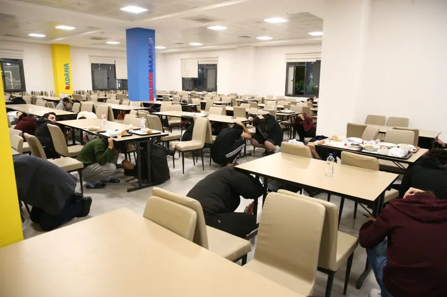 KYK yurtlarında eş zamanlı deprem tatbikatı 41