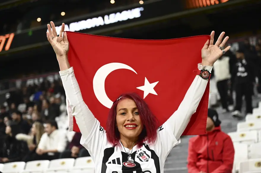 Beşiktaş, Avrupa Ligi'nde kazandı: Semih Kılıçsoy'dan siftah! 19 Beşiktaş, Avrupa Ligi'nde kazandı: Semih Kılıçsoy'dan siftah! 19