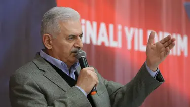 Binali Yıldırım'dan "İstanbul'a 23 Mavi Bayraklı Plaj" sözü