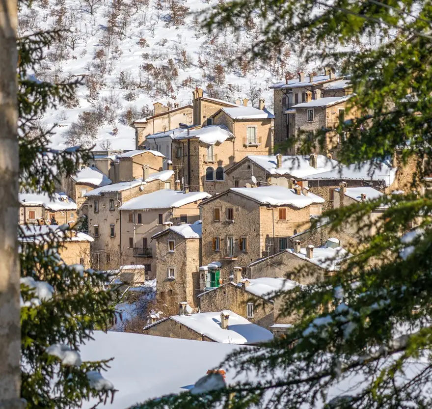 İtalya’da 1 Euro’ya evler satışa çıktı: 630 binadan 250'si satılıyor 11