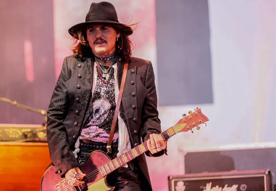 Johnny Depp'li Hollywood Vampires grubu İstanbul'da konser verdi 19