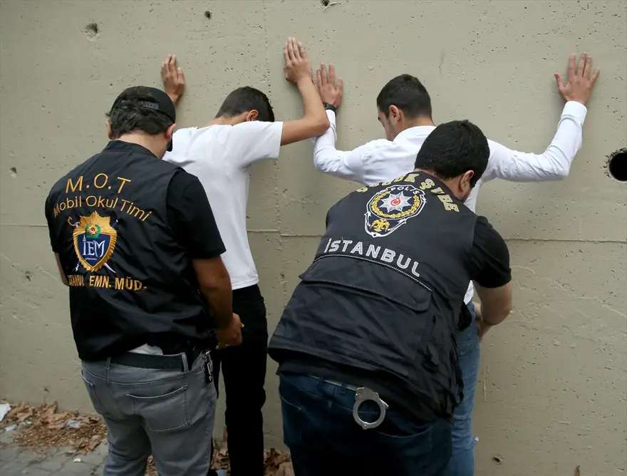 MOBİL OKUL TİMLERİ GÖREVDE 8