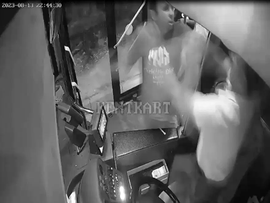 “İnecek” düğmesine bastı inmedi, otobüs şoförüne saldırdı 2