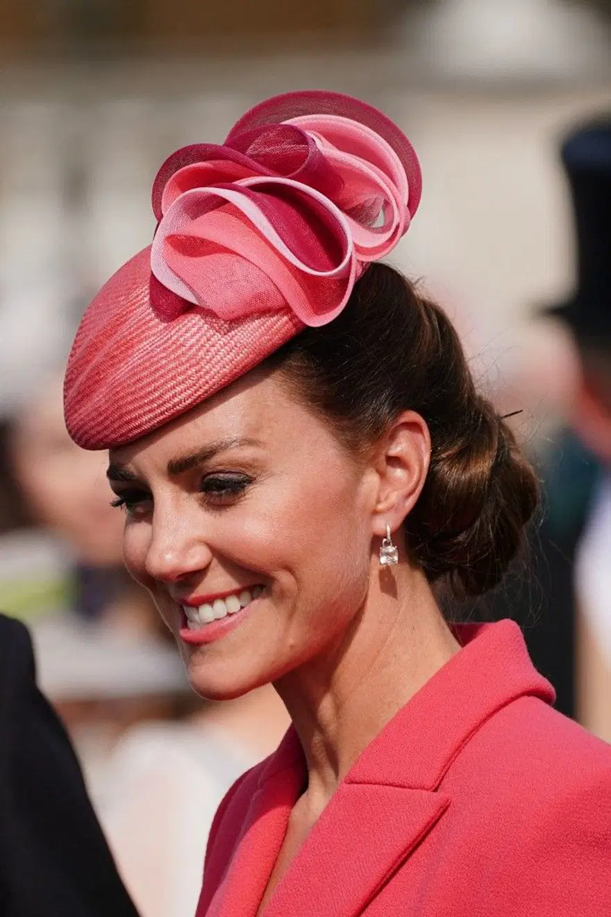 Kraliçe'nin Bahçe Partisi'nde ev sahibi Kate Middleton 5 Kraliçe'nin Bahçe Partisi'nde ev sahibi Kate Middleton 5