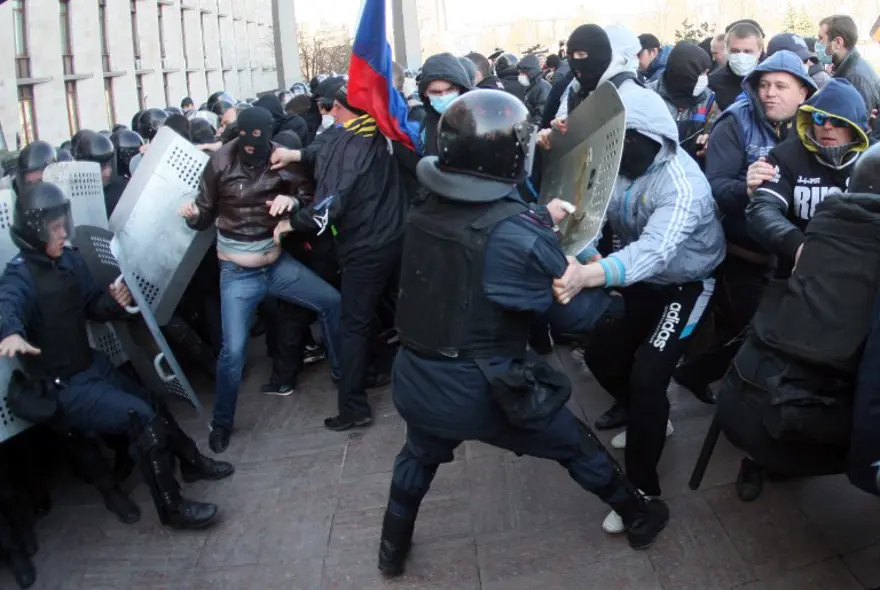 Ukrayna'da gerilim düşmüyor 13