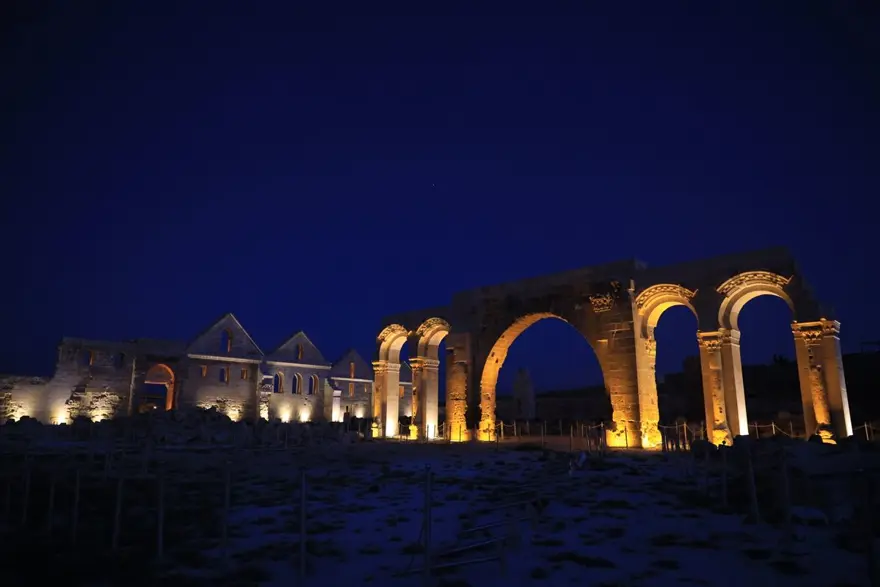 UNESCO Dünya Miras Geçici Listesi'nde bulunan Harran Ören Yeri'ne ışıklandırma 5