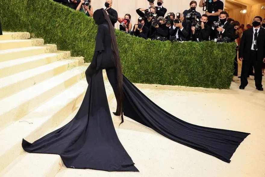 Kim Kardashian Met Gala kostümünü savundu 2
