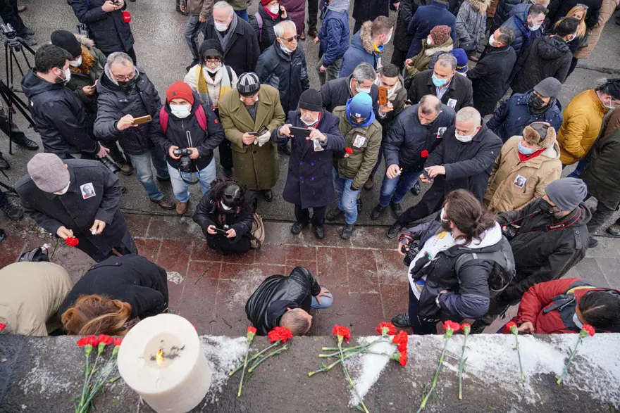 Uğur Mumcu, ölümünün 29'uncu yılında anıldı 6 Uğur Mumcu, ölümünün 29'uncu yılında anıldı 6