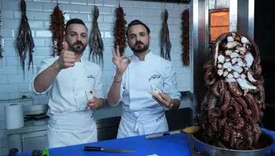 Ankara'da yeni lezzet trendi: Ahtapot döner!