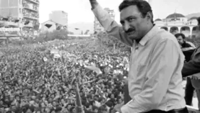 CHP'nin 40 yıl öncesinden alabileceği dersler var mı?