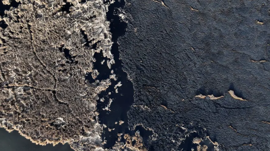 Sultan Sazlığı Milli Parkı'ndaki yangın söndürüldü 6