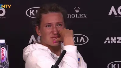 Azarenka gözyaşlarını tutamadı