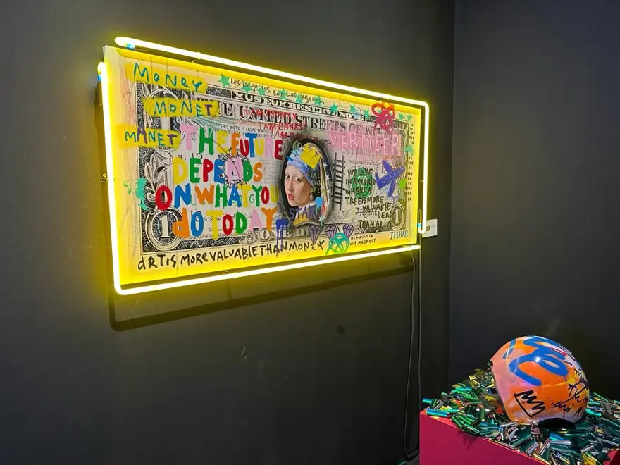 Pop-art sanatçısı Jisbar kişisel sergisiyle İstanbul'da 8 Pop-art sanatçısı Jisbar kişisel sergisiyle İstanbul'da 8