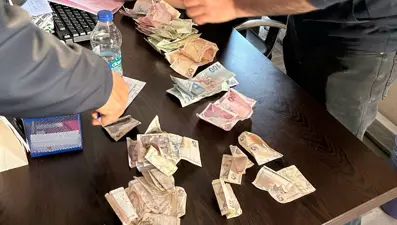Antalya'da dilenci operasyonu: Üzerlerinden 19 bin lira çıktı