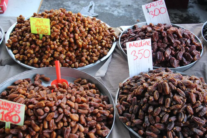 AÇ KARNINA HURMA YENİR Mİ? 5