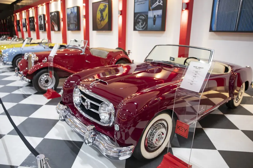 Klasik otomobil ve motosiklet müzesi Key Museum tarihe ışık tutuyor 27