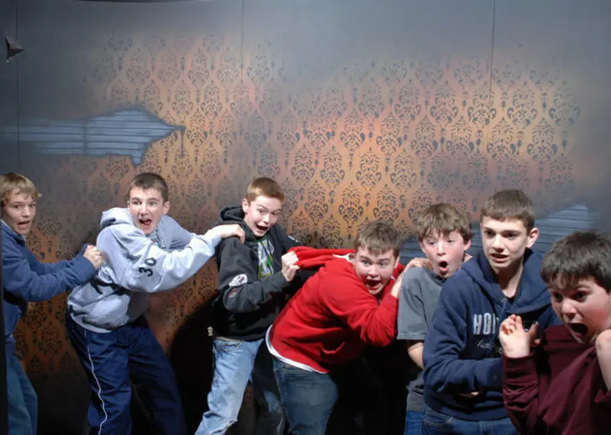 Korku tünelinden komik manzaralar 4