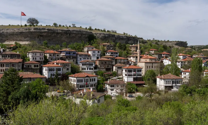 "KORUMA KARARI İLÇENİN KADERİNİ ADETA DEĞİŞTİRMİŞ" 6 "KORUMA KARARI İLÇENİN KADERİNİ ADETA DEĞİŞTİRMİŞ" 6