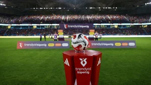 Süper Lig'de güncel puan durumu: Puan farkı 5! (Haftanın maçları) Süper Lig'de güncel puan durumu: Puan farkı 5! (Haftanın maçları)