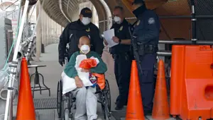 ABD Covid-19 bahanesiyle 6 bin göçmeni sınırdışı etti