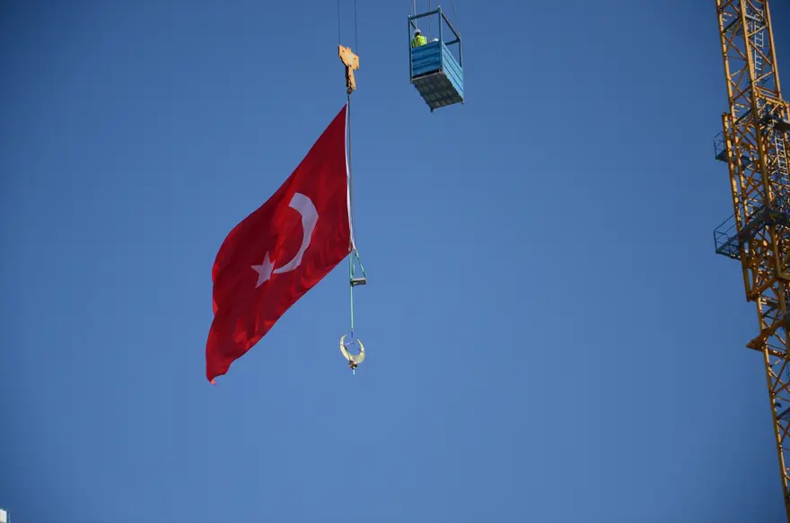 Çamlıca Camisi'nin alemi törenle yerleştirildi 5 Çamlıca Camisi'nin alemi törenle yerleştirildi 5