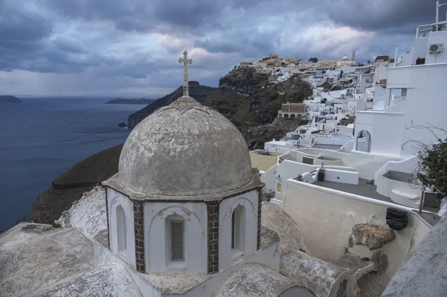 Turizmin gözdesi Santorini şimdi bir hayalet şehir 4