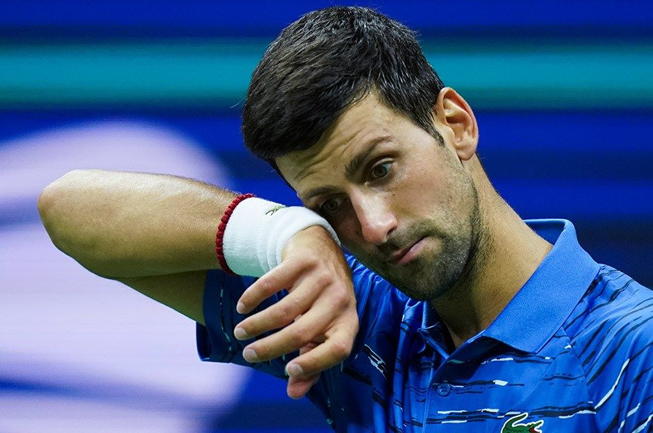 Aşı karşıtı Novak Djokovic'ten Covid-19 yatırımı