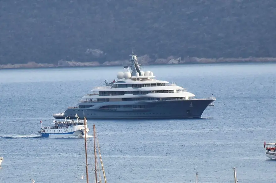 Mega yat "Flying Fox" Bodrum'da 1