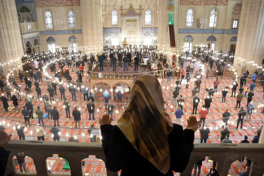 Cuma namazının ardından 'Yağmur duası' yapıldı 11