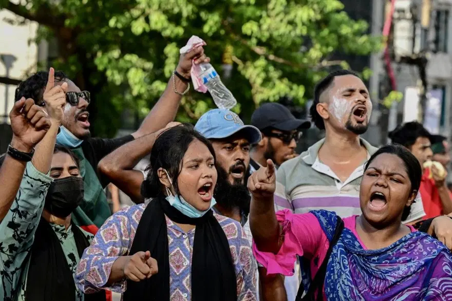 Bangladeş'te öğrenci protestoları: 36 kişi öldü 8