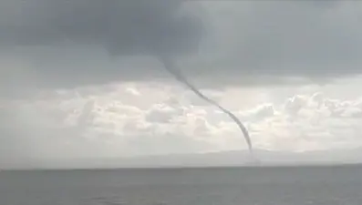 Çanakkale'de hortum paniği!