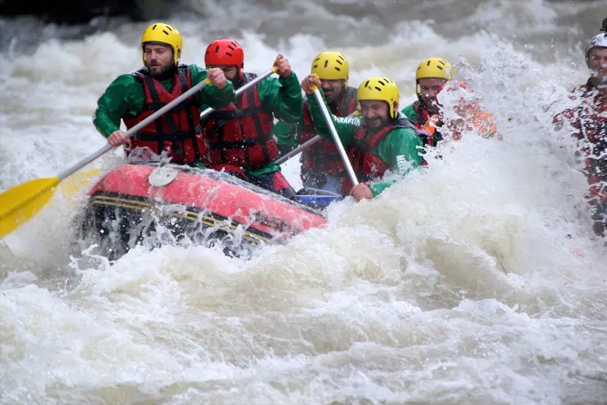 Melen Çayı'nda rafting sezonu açıldı 19 Melen Çayı'nda rafting sezonu açıldı 19