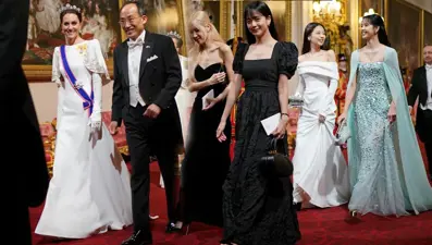 K-pop grubu Blackpink İngiliz kraliyet ailesinin konuğu