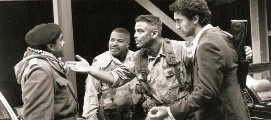 21-Three Kings (1999) 29