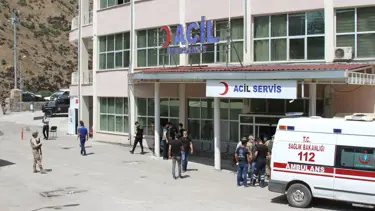 Hakkari'de askeri aracın geçişi sırasında patlama