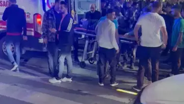 Yayaya çarpan motosikletin sürücüsü ağır yaralandı