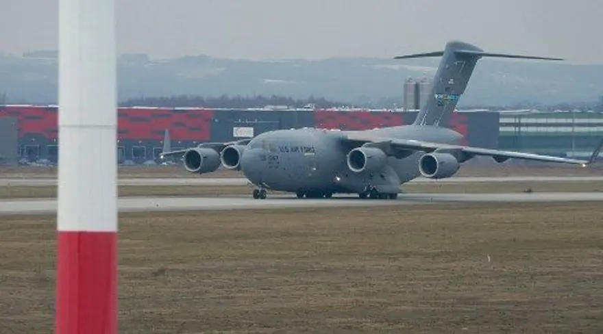 NATO'nun ilk kez görevlendirdiği askeri güç: 40 bin kişilik Mukabele Kuvveti 10 NATO'nun ilk kez görevlendirdiği askeri güç: 40 bin kişilik Mukabele Kuvveti 10