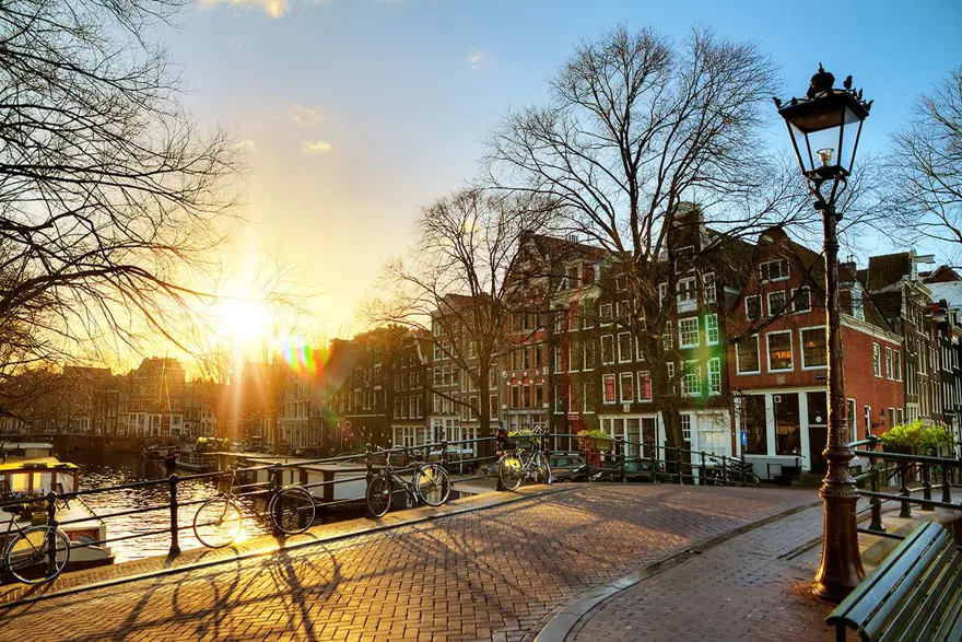 amsterdam, amsterdam rehberi, amsterdam gezilecek yerler, amsterdam gezi rehberi, amsterdam görülecek yerler, volendam, marken, edam, monnickendam, amsterdam köyleri 3